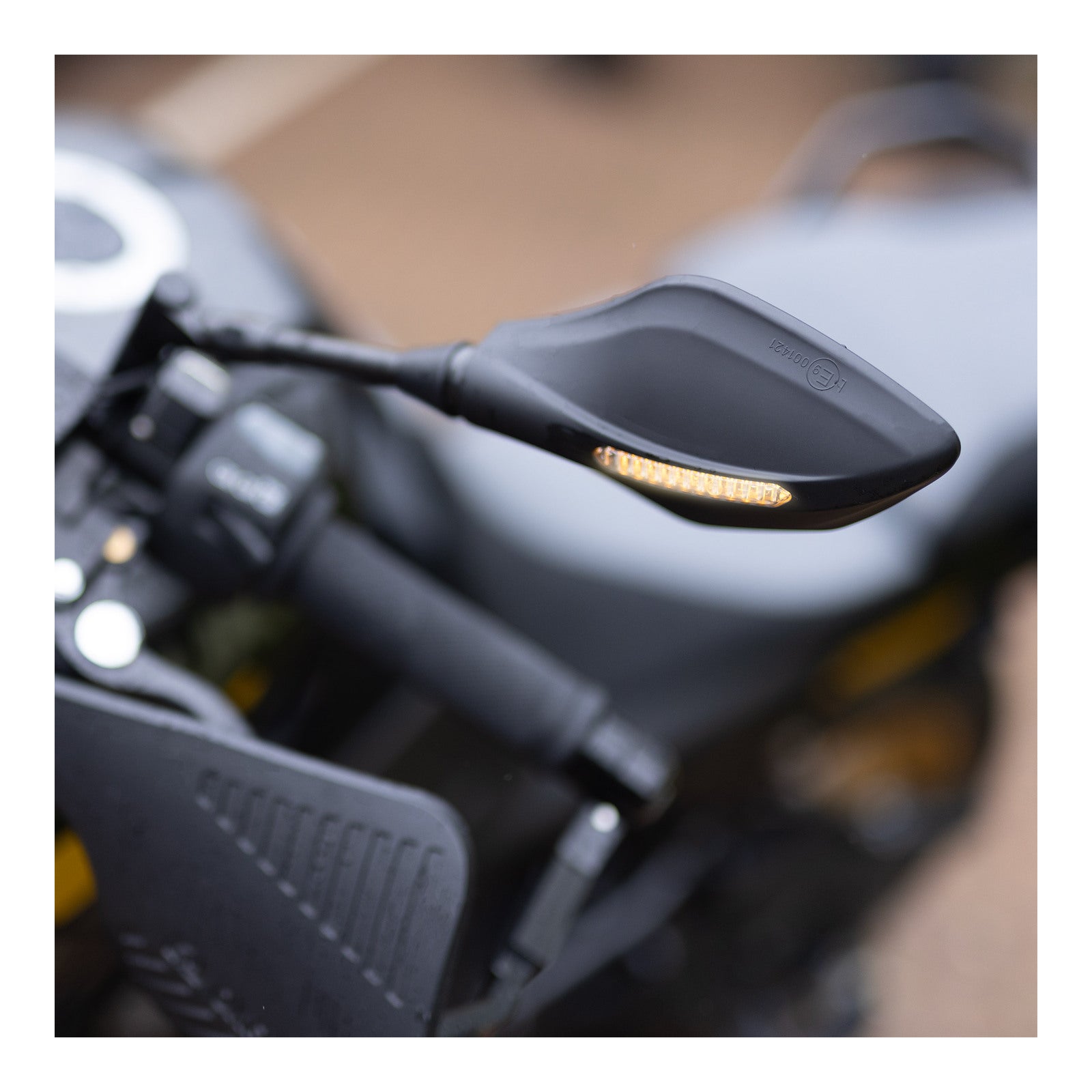 Oxford Signal Mirror - Left M10 x 1.25 RH Thread