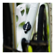 Oxford Bottle Boss Tag Mount