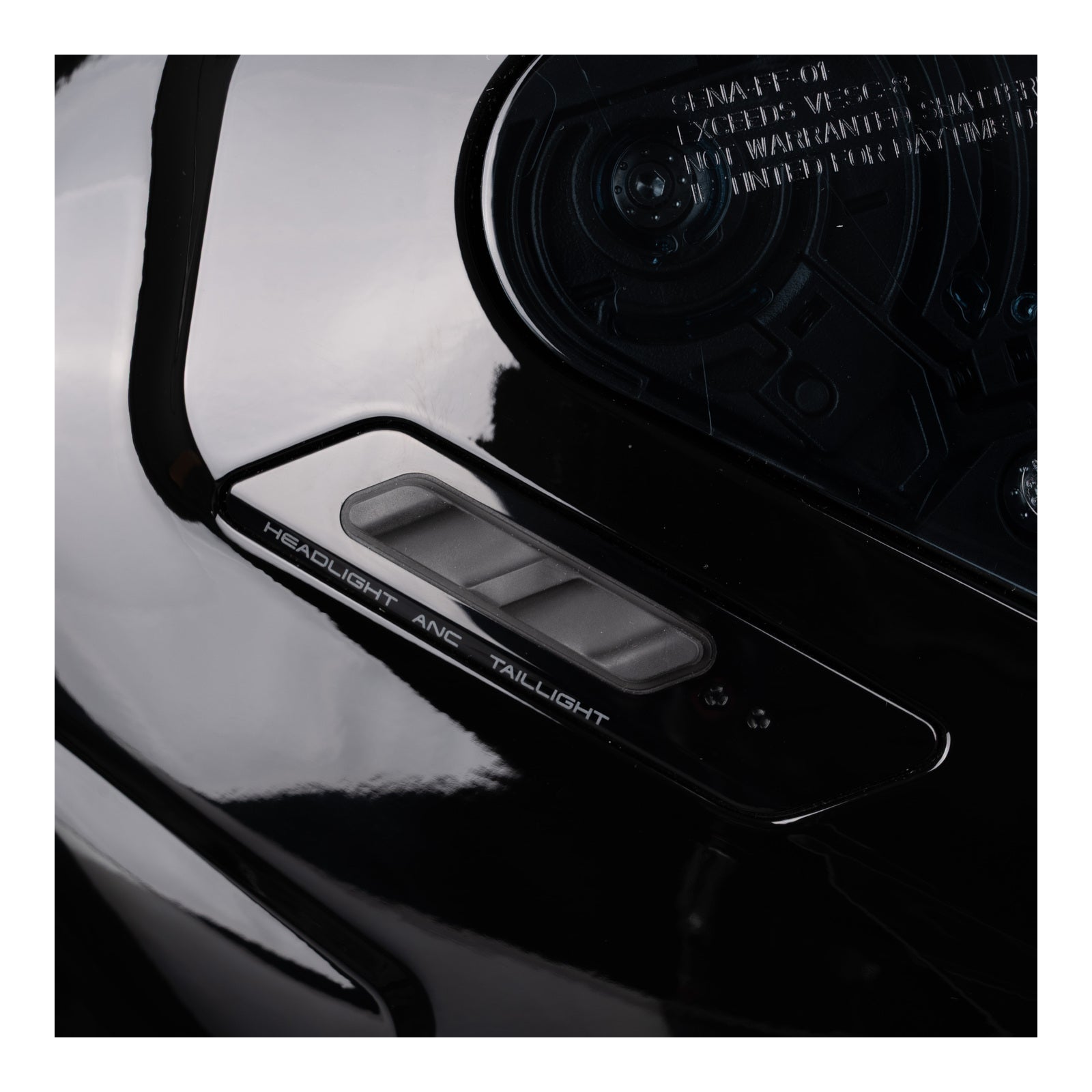 Sena Phantom ANC Smart Helmet with Mesh Comms - Gloss Black